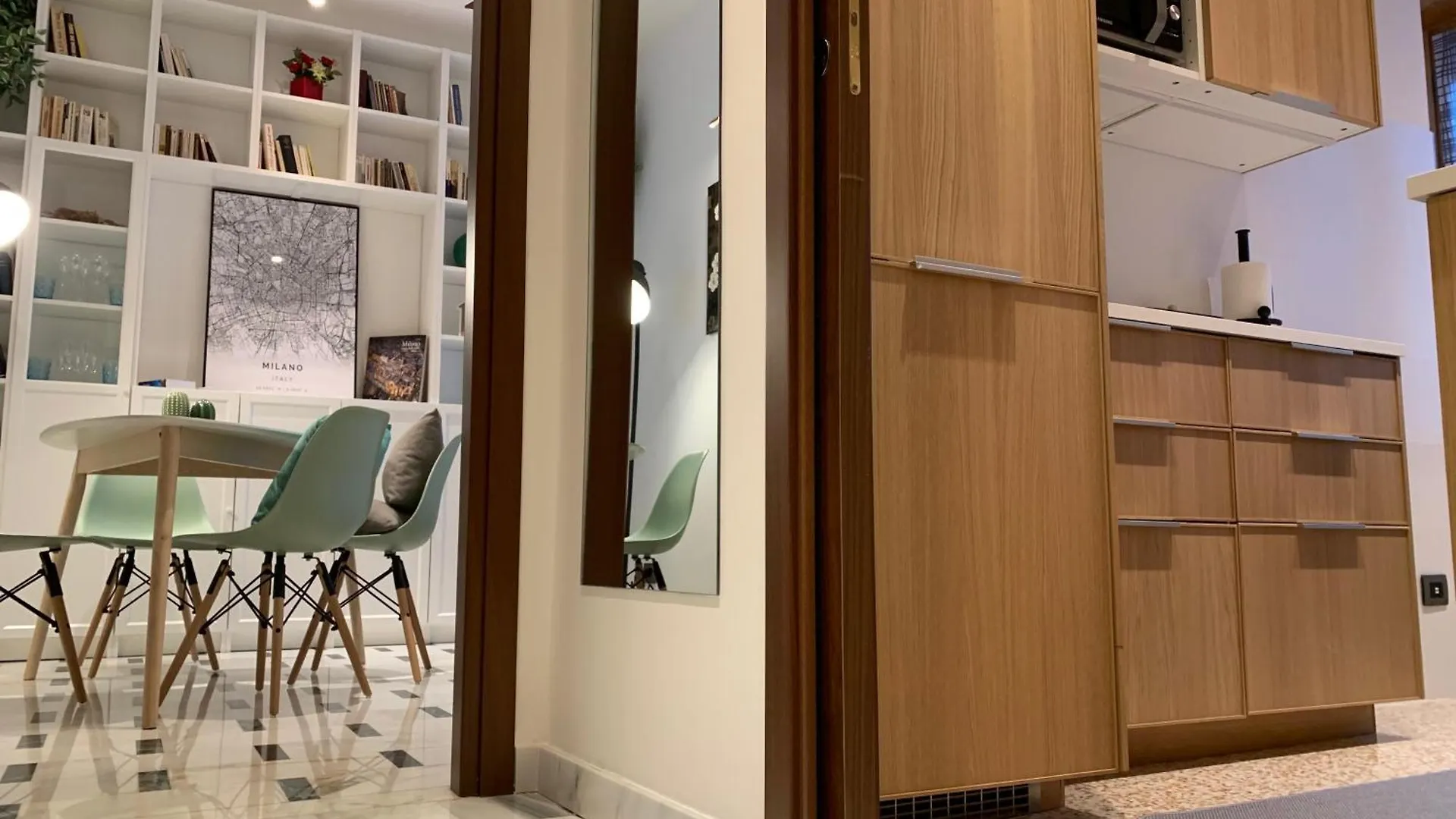 Lägenhet Kibilu - Via Pastorelli Milano