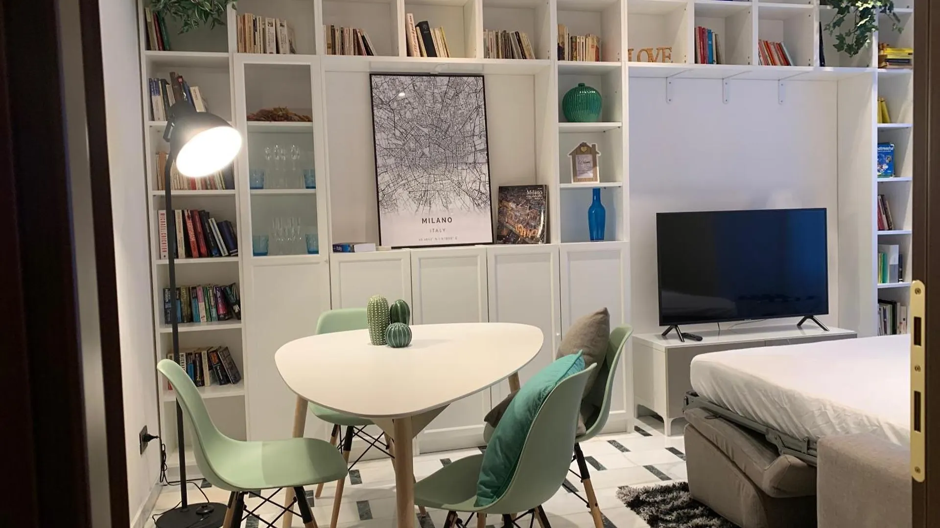 Lägenhet Kibilu - Via Pastorelli Milano
